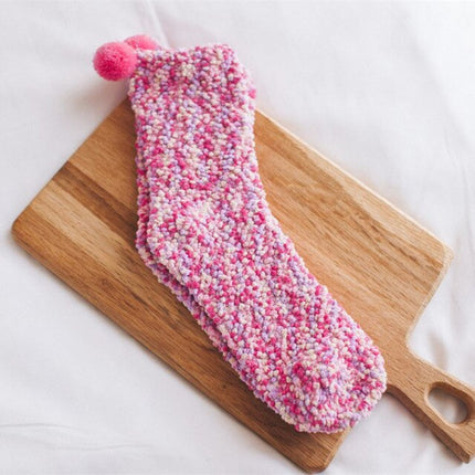 Nouvelles chaussettes à gâteau en molleton de corail